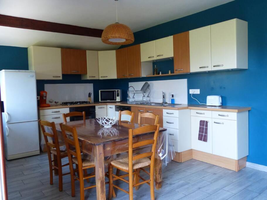 Appartement Dans Maison Brié-et-Angonnes Dış mekan fotoğraf