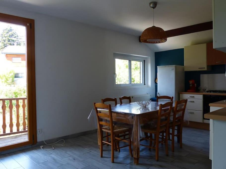 Appartement Dans Maison Brié-et-Angonnes Dış mekan fotoğraf